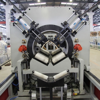 Diseño de la máquina de extrusión de tuberías de PVC personalizada 380v 50hz para la línea de producción en servicio