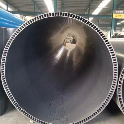 Diseño de la máquina de extrusión de tuberías de PVC personalizada 380v 50hz para la línea de producción en servicio