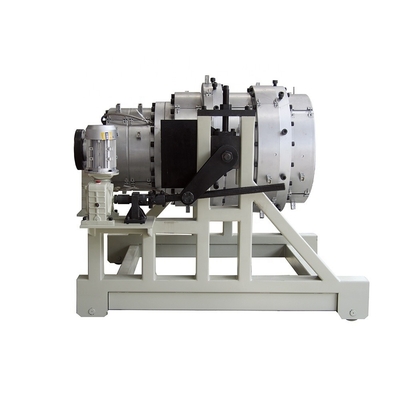 Diseño de la máquina de extrusión de tuberías de PVC personalizada 380v 50hz para la línea de producción en servicio