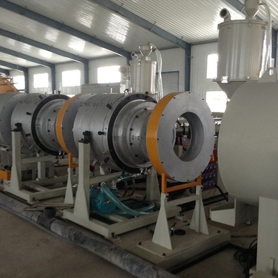Línea de extrusión automática de tuberías de PVC de alta productividad y de larga duración