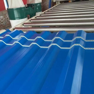 Máquina de extrusión de chapa hueca de PVC de doble tornillo profesional con garantía de satisfacción