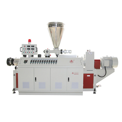 20-63 Línea de extrusión de tuberías de PVC con relación L/D de otro tornillo y tensión de 380V 50HZ en el mejor de los casos