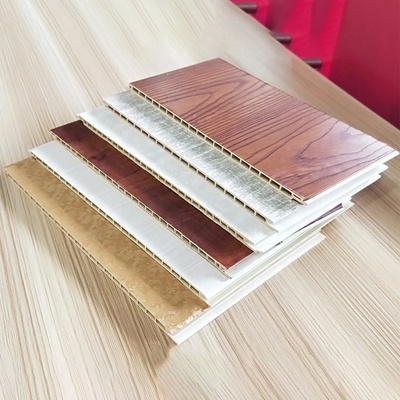 Máquina de extrusión de gránulos de PVC de doble tornillo de 380V 50hz para la producción de láminas de PVC personalizadas