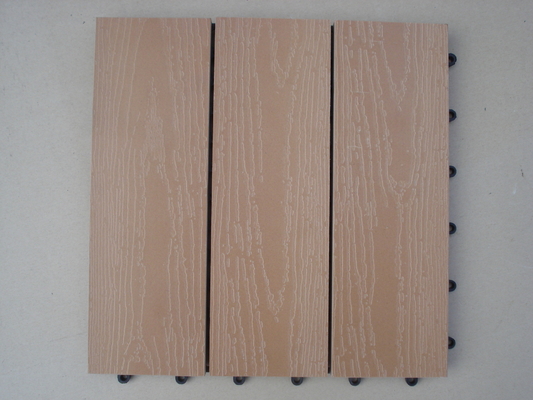 Línea de extrusión de PVC WPC de doble tornillo para materiales WPC sostenibles y ecológicos