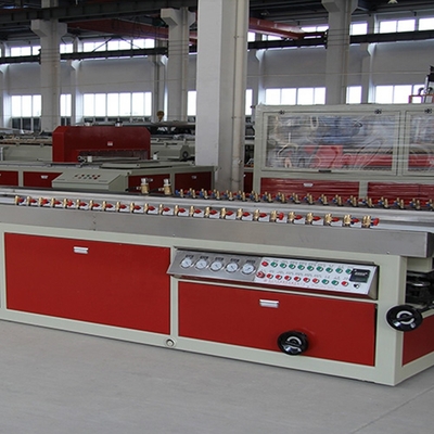 Línea de extrusión Máquina de extrusión de ladrillo grande de doble tornillo con demanda competitiva y alta