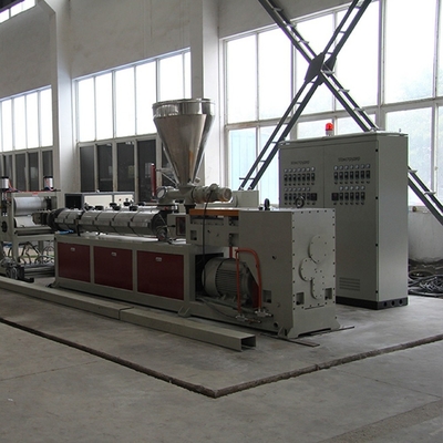 Acero 250kw 380v 50hz Perfil Contenedores de plástico Extrusora de láminas de PVC para la producción