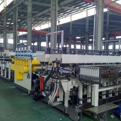 Máquina de extrusión de placa de plástico de gránulos y fácil de operar con velocidad de tornillo de 1500 rpm
