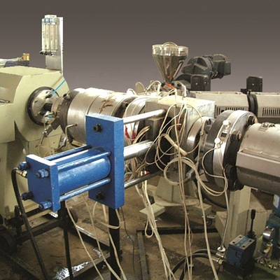 Máquina de extrusión de plástico de doble tornillo cónico de 60 kW para la fabricación de tuberías de PVC