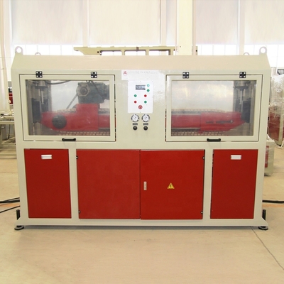 Máquina de extrusión de plástico de doble tornillo cónico de 60 kW para la fabricación de tuberías de PVC