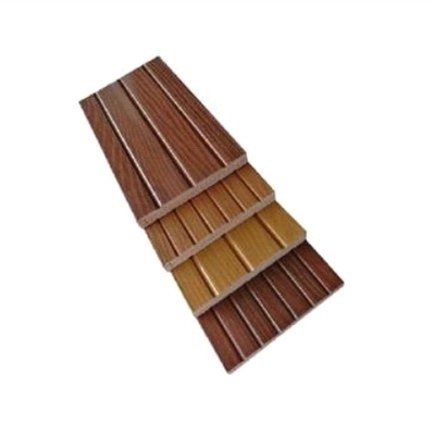 Linea de extrusión de WPC de base de PP PE 400 con producción de 12800 KG