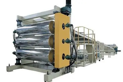 38 1 Línea de extrusión de cartón grueso de PP PE con tornillo L/D para una producción duradera