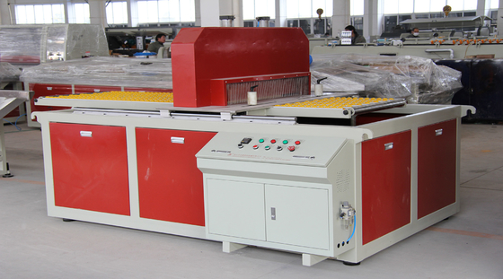 Línea de extrusión de revestimiento de piedra de PVC de 23000 KG personalizable2 para la fabricación de PVC