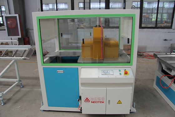 Línea de extrusión de WPC con doble tornillo cónico de 100 kW con tecnología avanzada